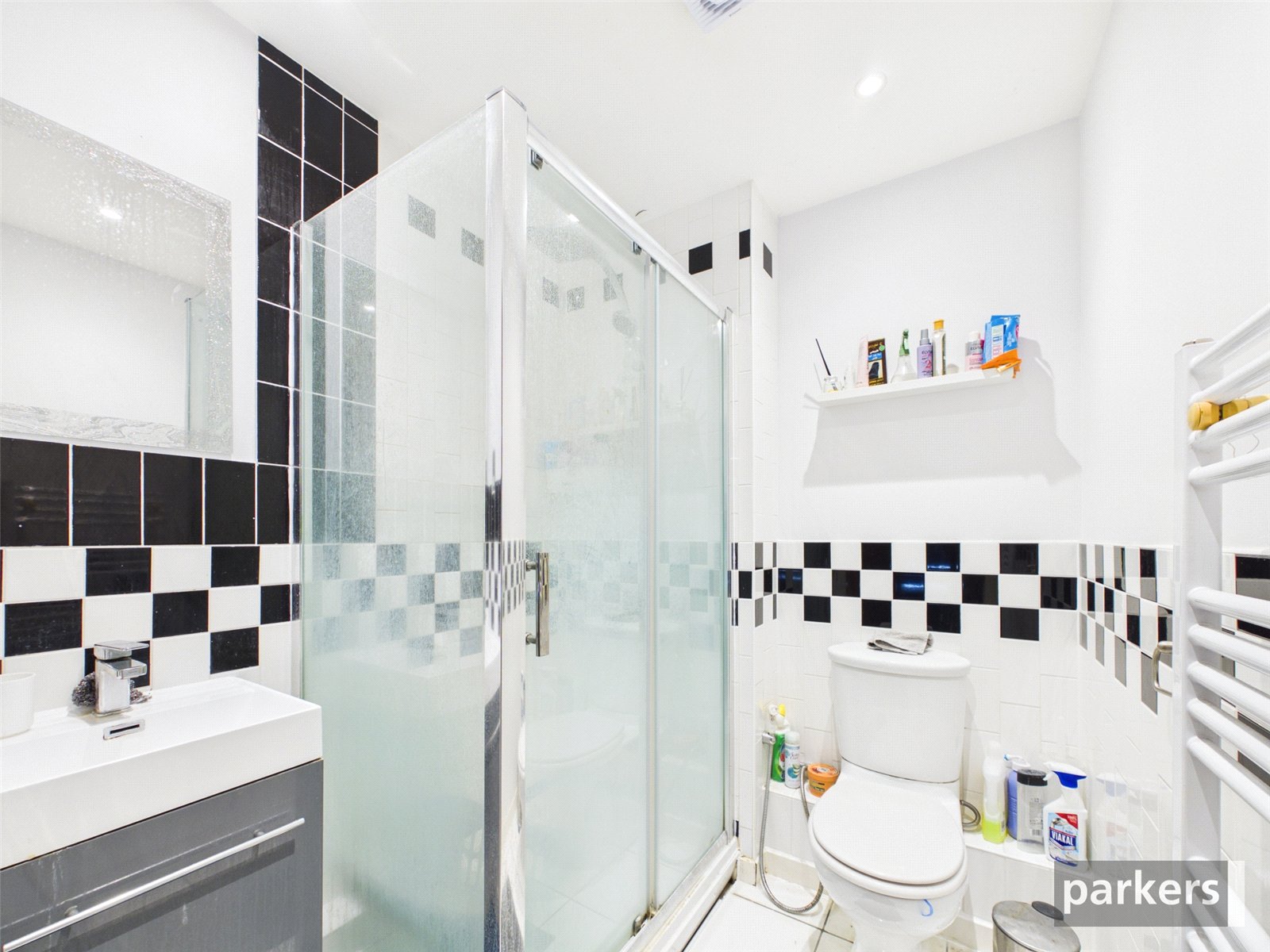 2 bedroom Flat to let in Reading, Berkshire