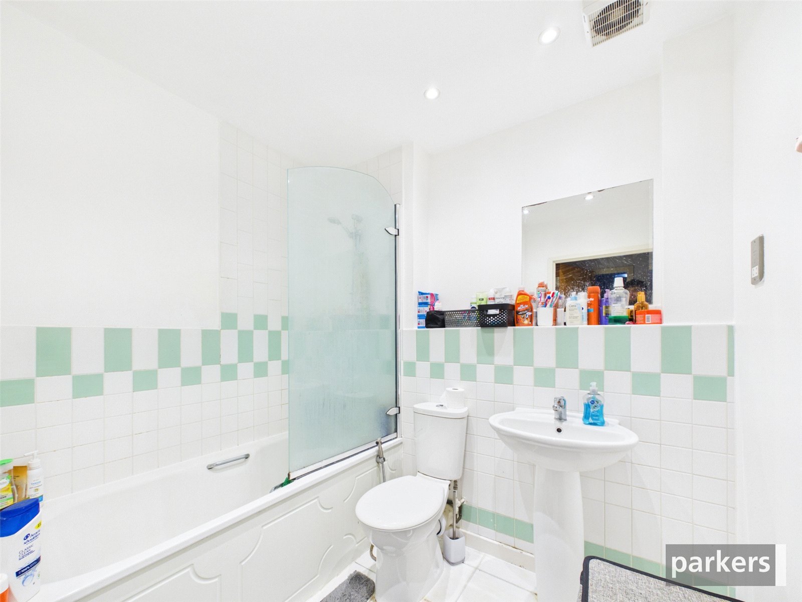 2 bedroom Flat to let in Reading, Berkshire