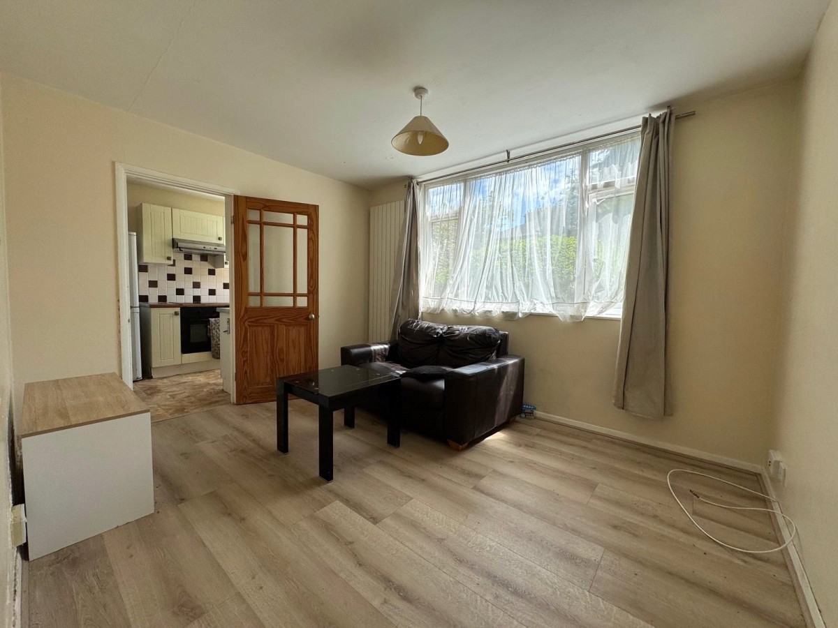London Road, Reading, Berkshire