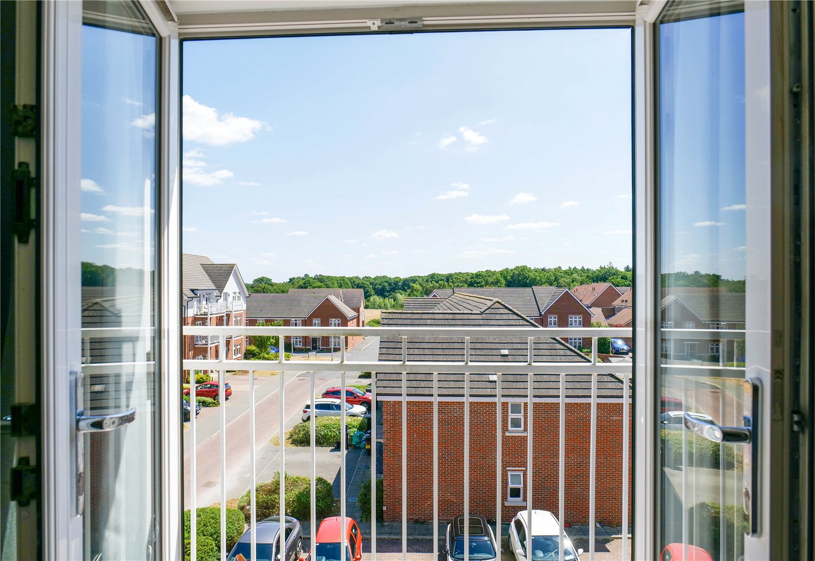 2 bedroom Flat to let in Earley, Reading, Berkshire