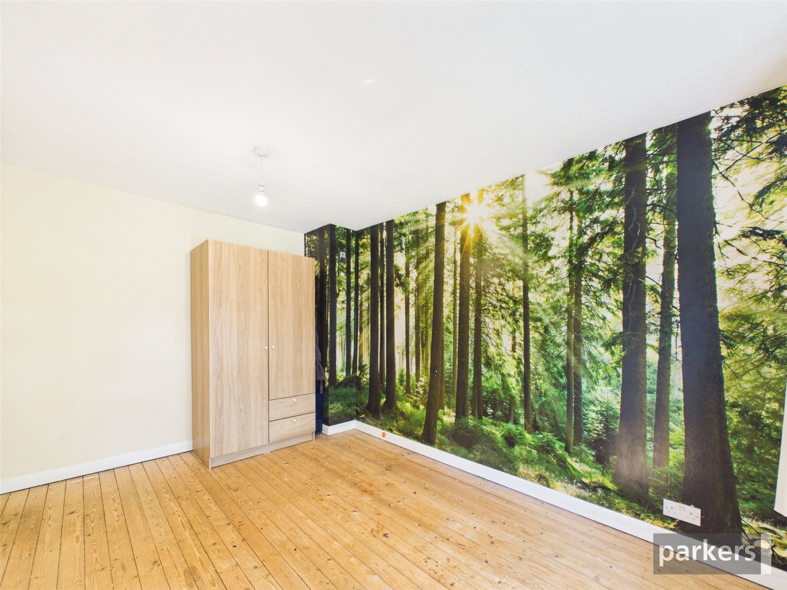 3 bedroom House to let in Emmer Green, Reading, Berkshire