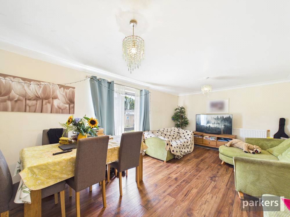 2 bedroom Flat for sale in Reading, Berkshire