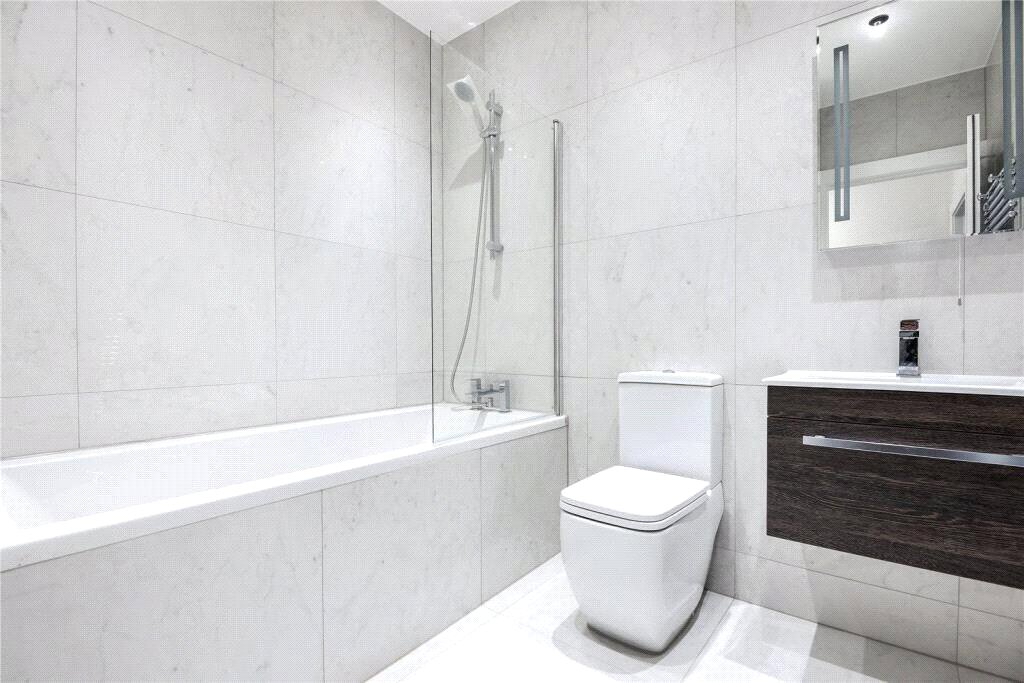 1 bedroom Flat to let in Reading, Berkshire