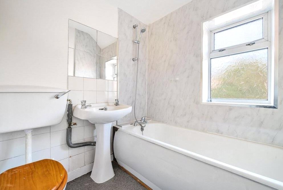 3 bedroom House to let in Reading, Berkshire