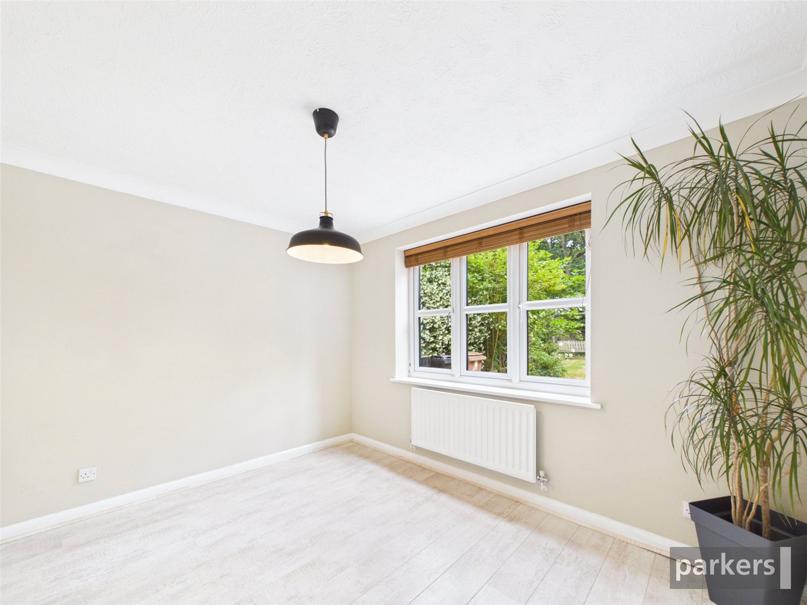 4 bedroom House to let in Lower Earley, Reading, Berkshire