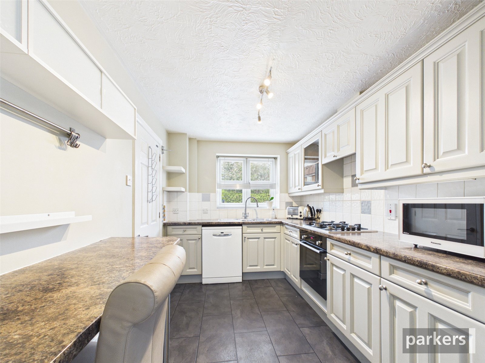 4 bedroom House to let in Lower Earley, Reading, Berkshire