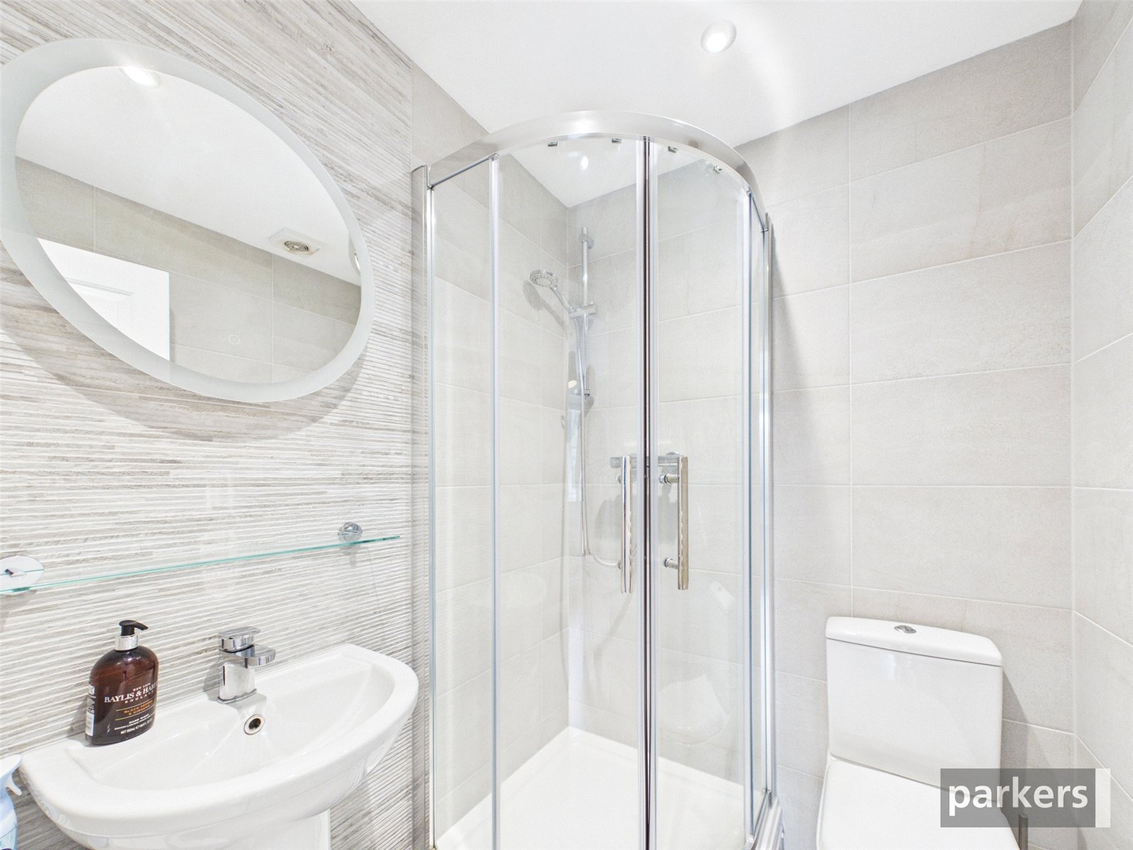 4 bedroom House to let in Lower Earley, Reading, Berkshire