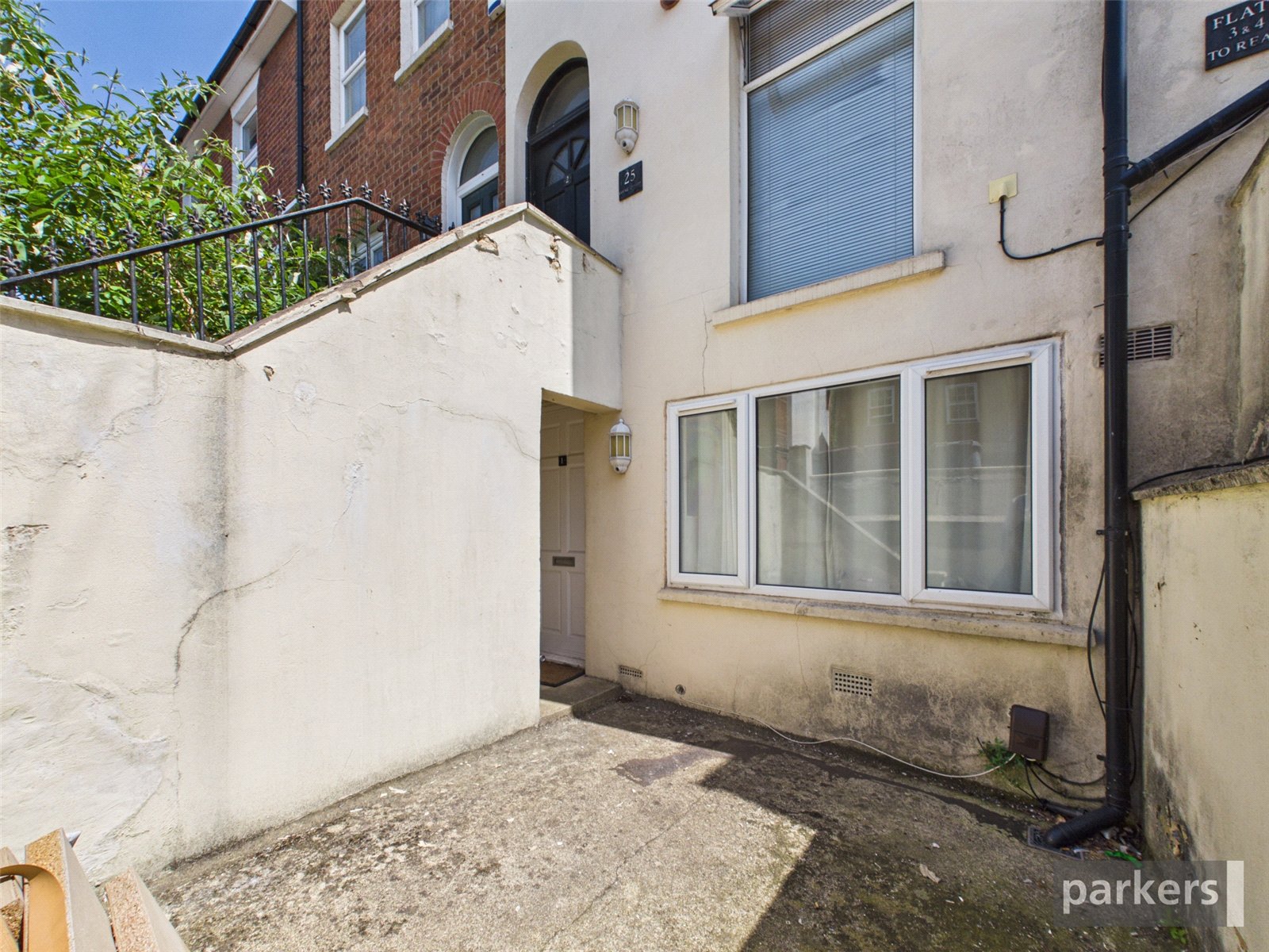 1 bedroom Flat to let in Reading, Berkshire