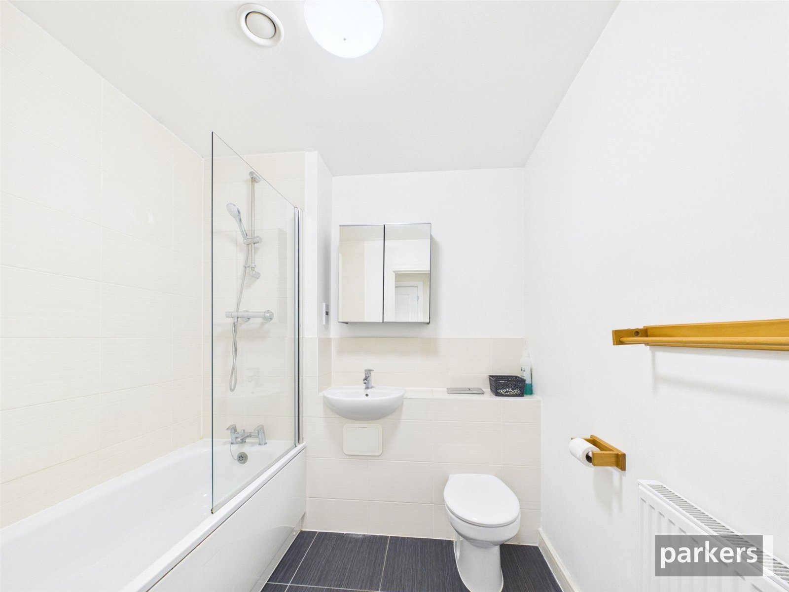 2 bedroom Flat to let in Reading, Berkshire