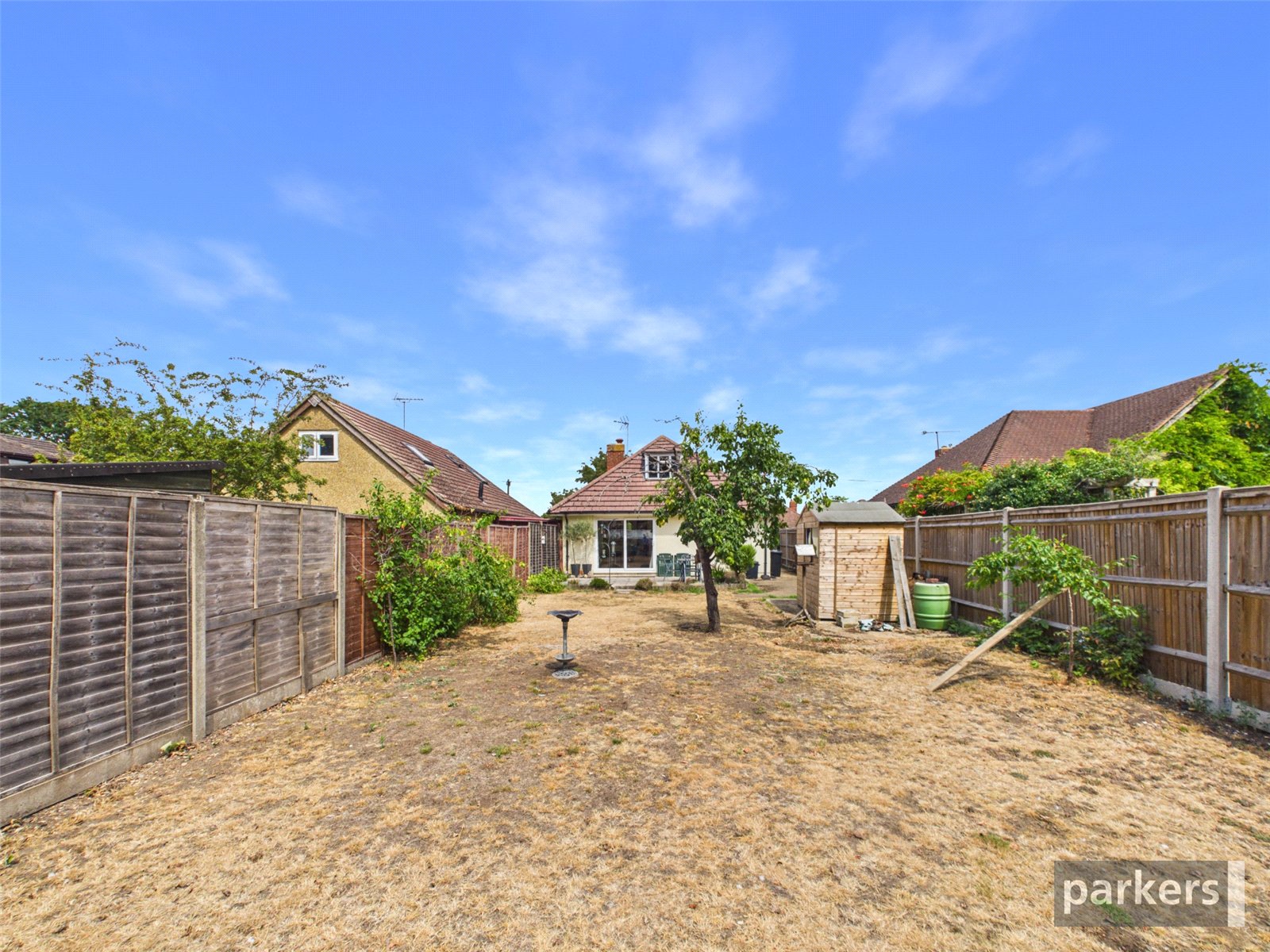 2 bedroom Bungalow to let in Woodley, Reading, Berkshire