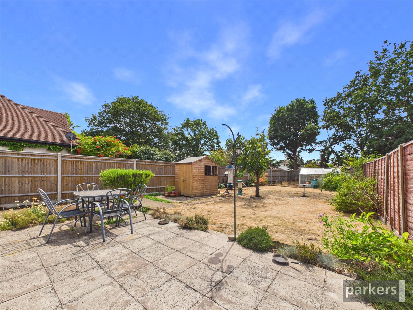 2 bedroom Bungalow to let in Woodley, Reading, Berkshire