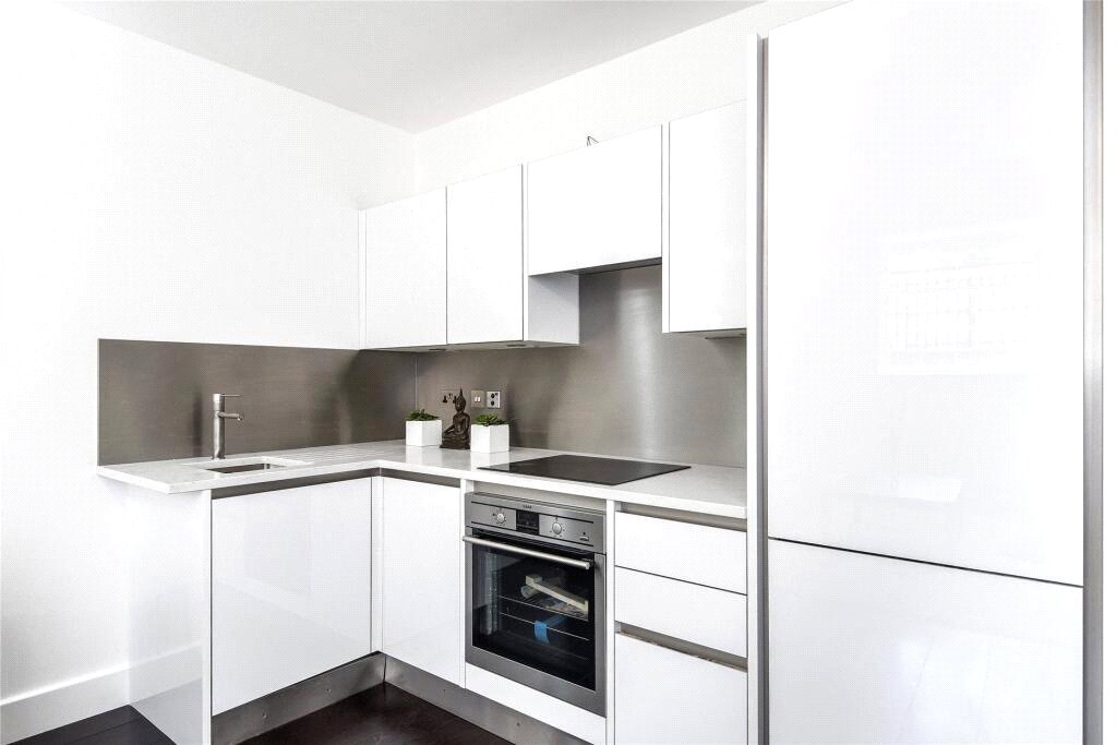 1 bedroom Flat to let in Reading, Berkshire