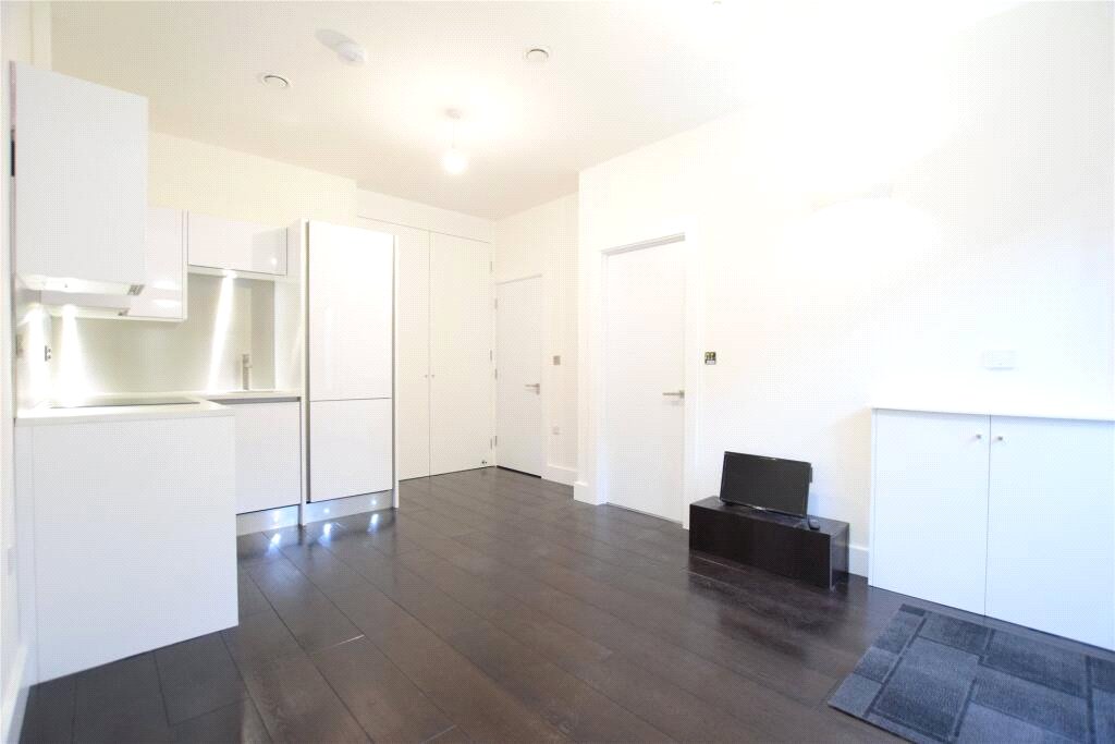 1 bedroom Flat to let in Reading, Berkshire
