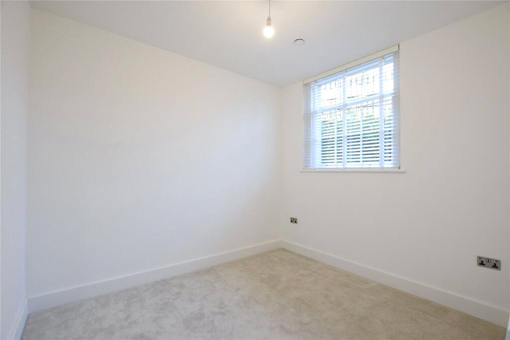 1 bedroom Flat to let in Reading, Berkshire