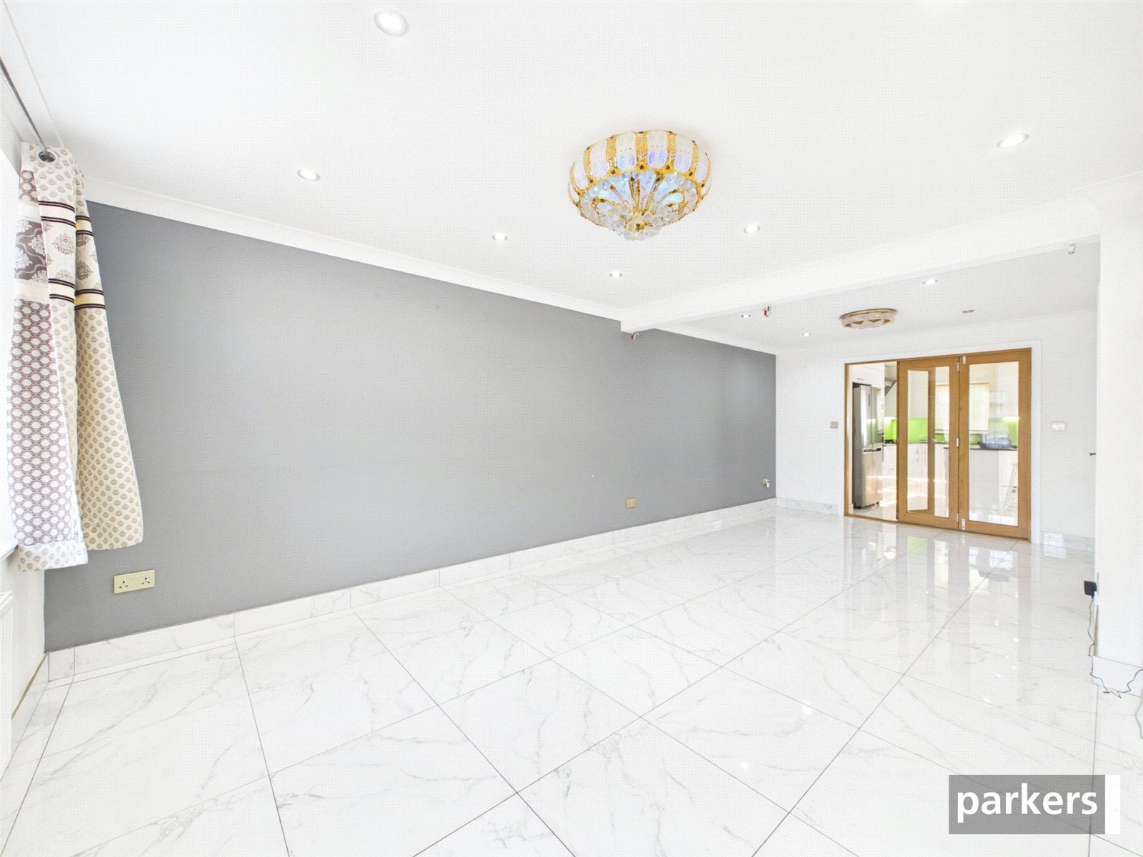 4 bedroom House to let in Earley, Reading, Berkshire
