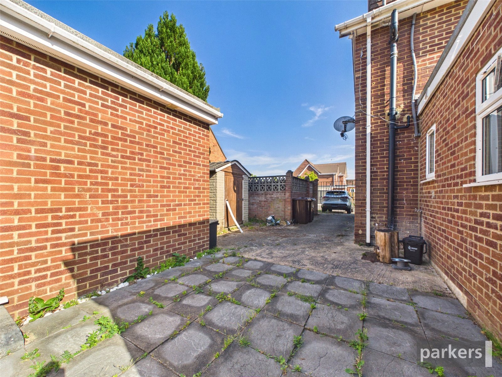 4 bedroom House to let in Earley, Reading, Berkshire