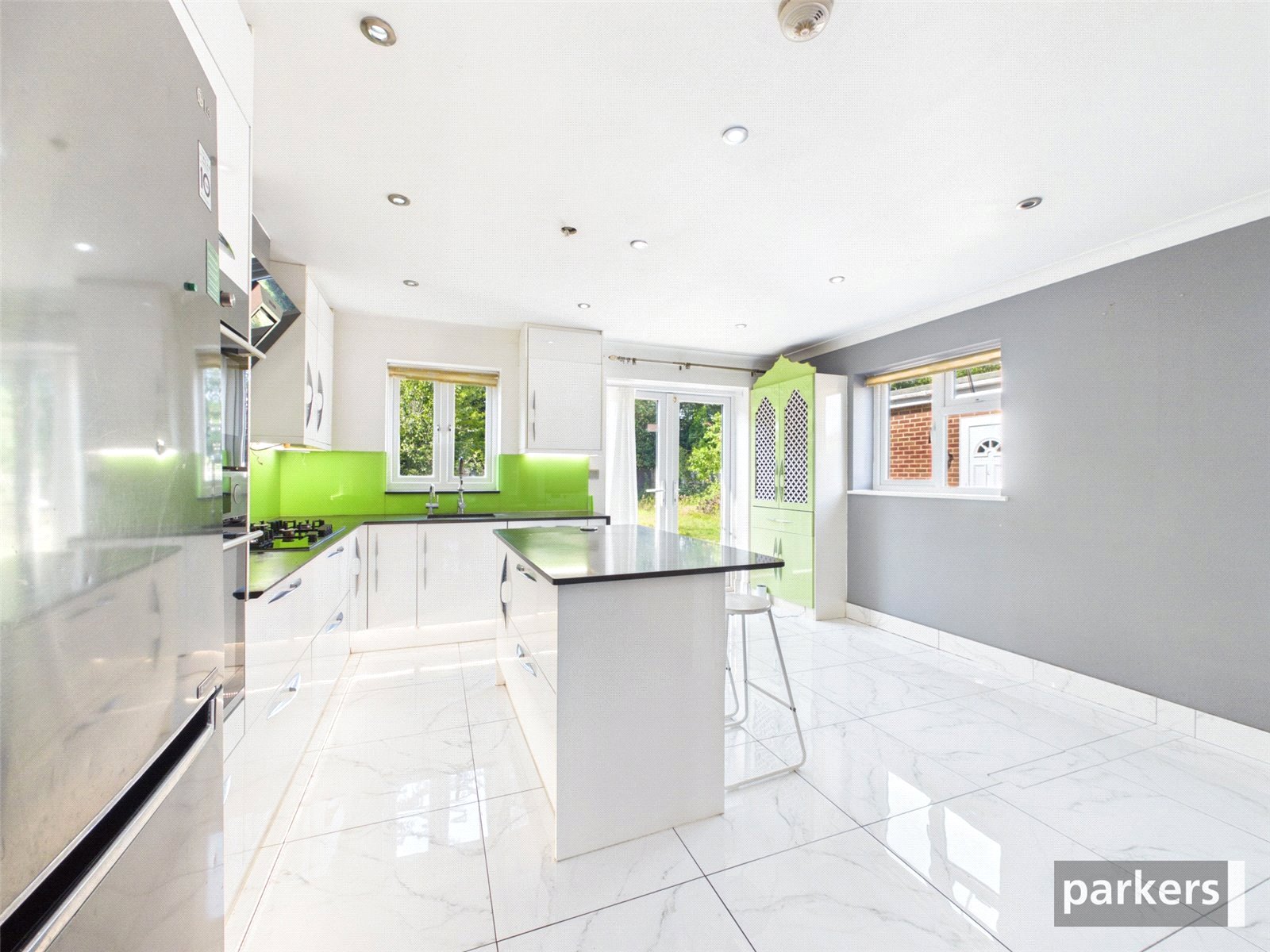4 bedroom House to let in Earley, Reading, Berkshire