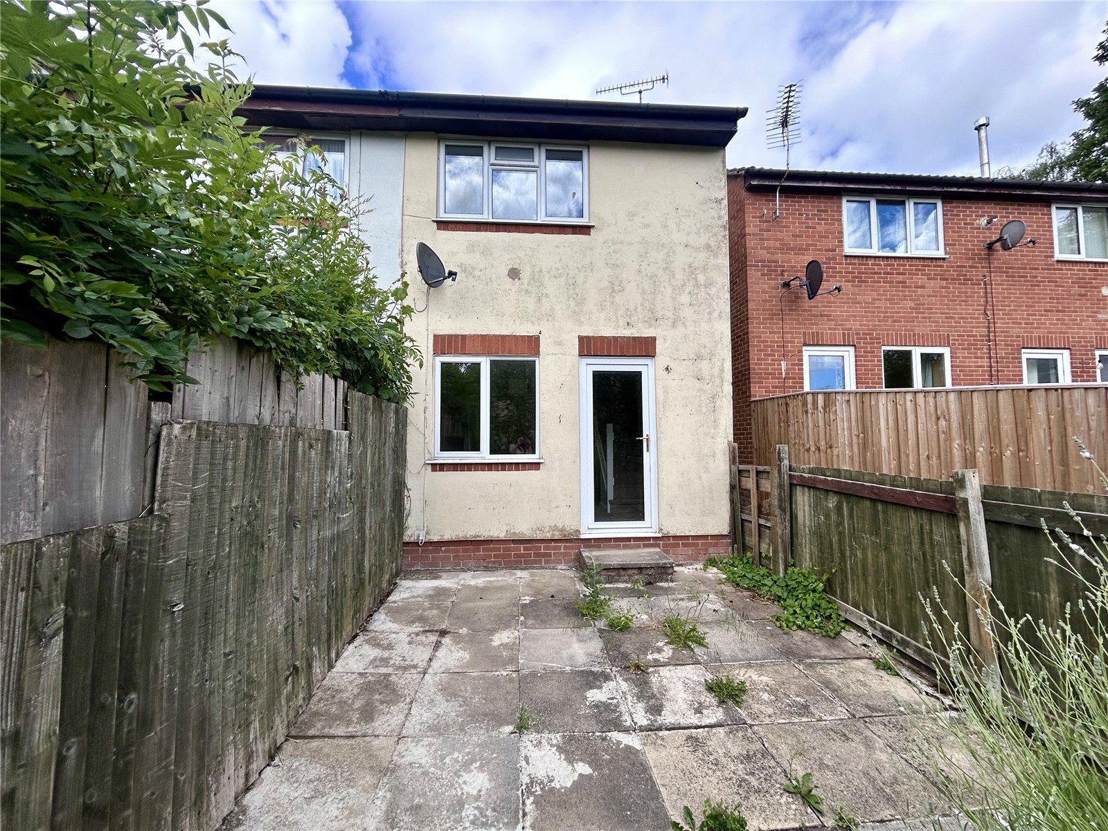 2 bedroom House to let in Stroud, Gloucestershire