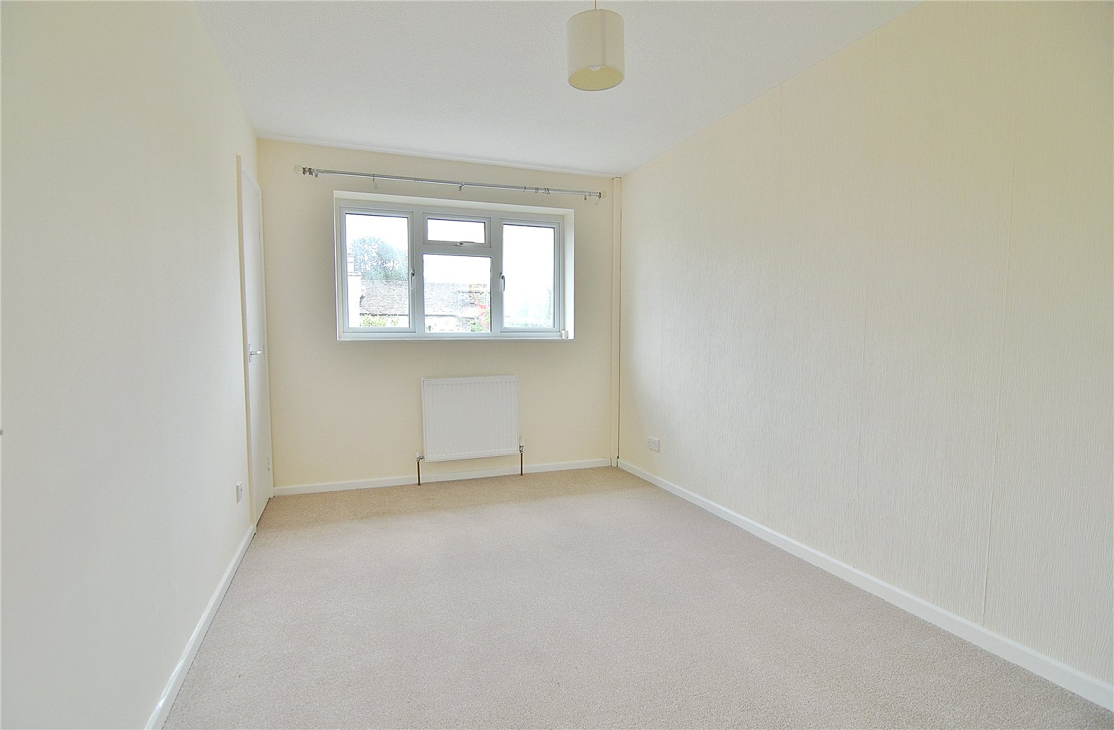 2 bedroom House to let in Stroud, Gloucestershire