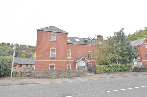 London Road, Stroud, Gloucestershire