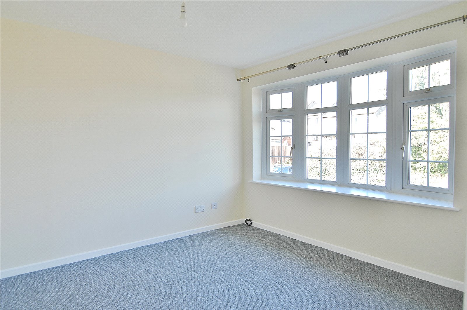 1 bedroom Flat to let in Stroud, Gloucestershire