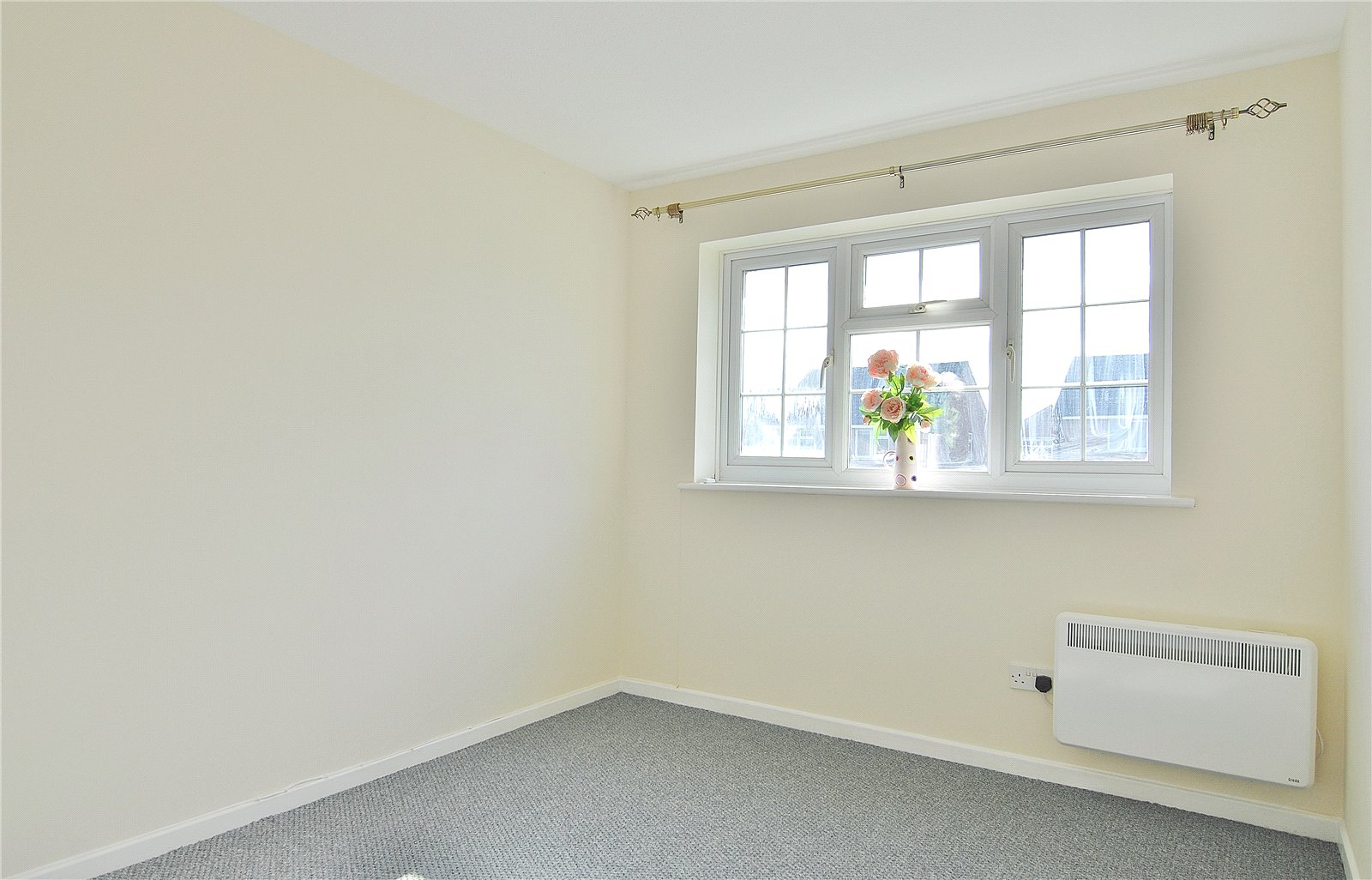 1 bedroom Flat to let in Stroud, Gloucestershire