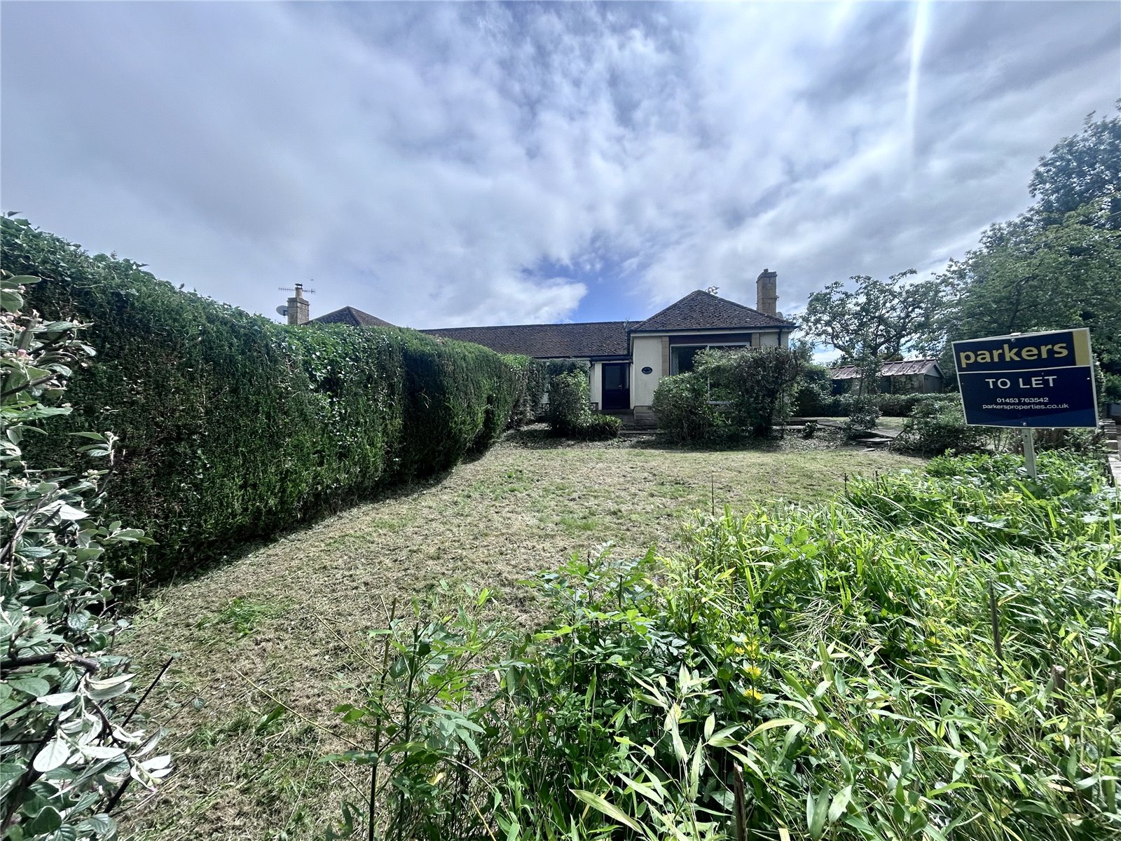 2 bedroom Bungalow to let in Stroud, Gloucestershire