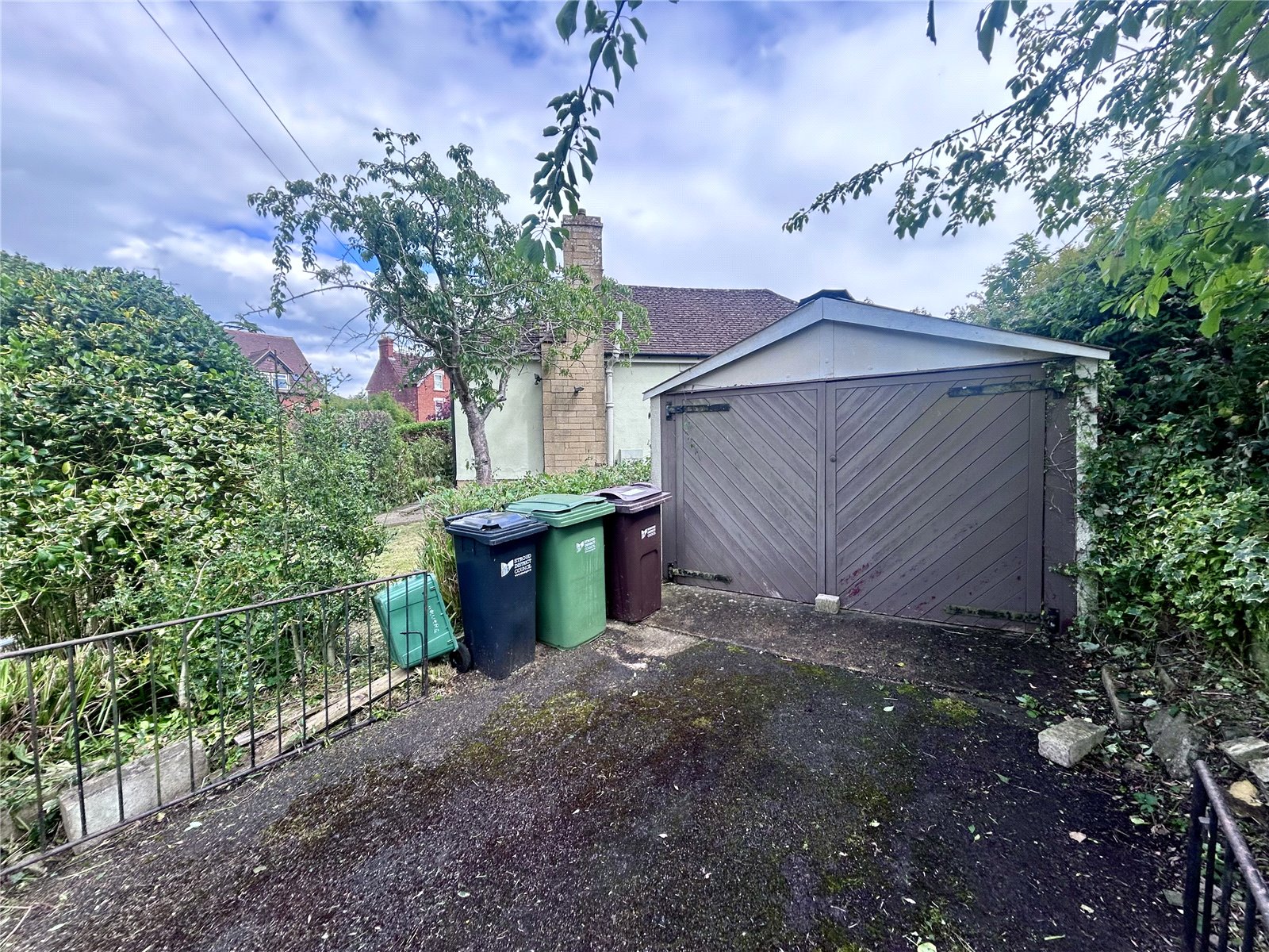 2 bedroom Bungalow to let in Stroud, Gloucestershire