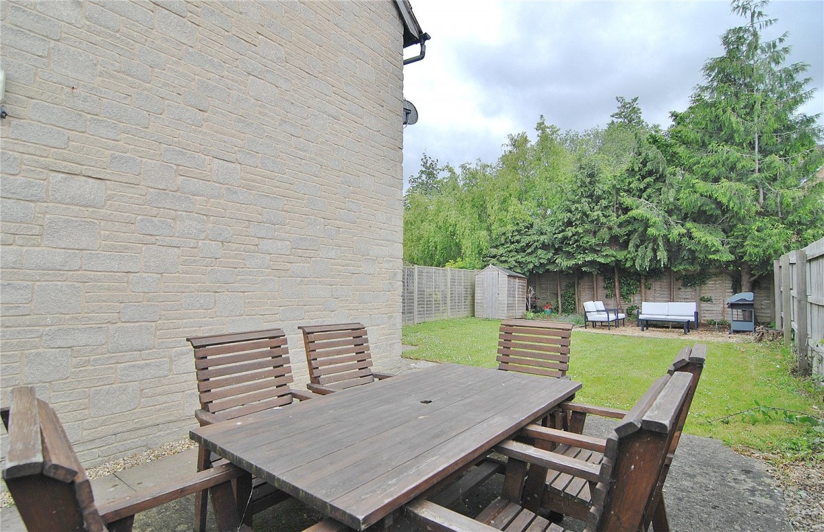 Bath Road, Eastington, Stonehouse