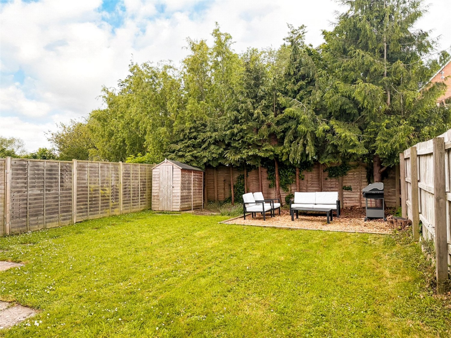 Bath Road, Eastington, Stonehouse