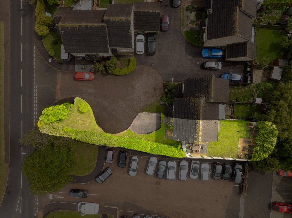 Bath Road, Eastington, Stonehouse