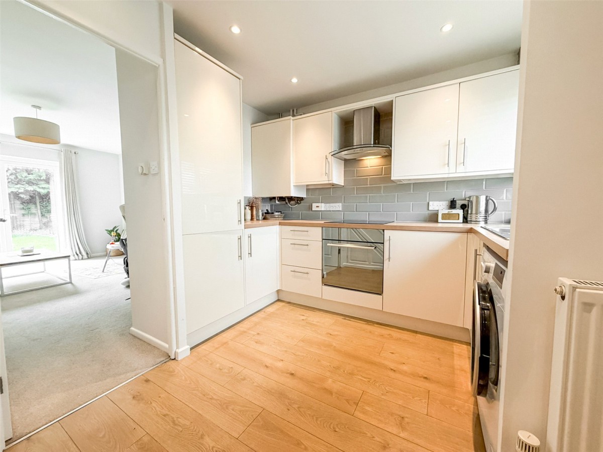 Bath Road, Eastington, Stonehouse