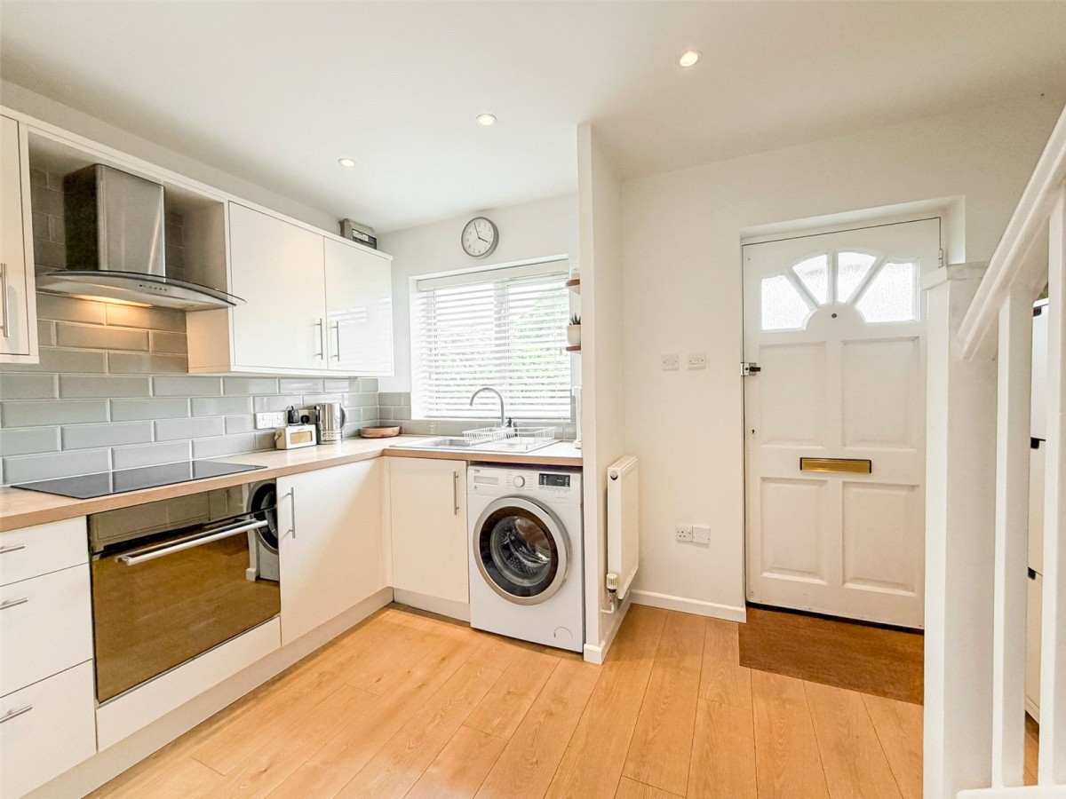 Bath Road, Eastington, Stonehouse