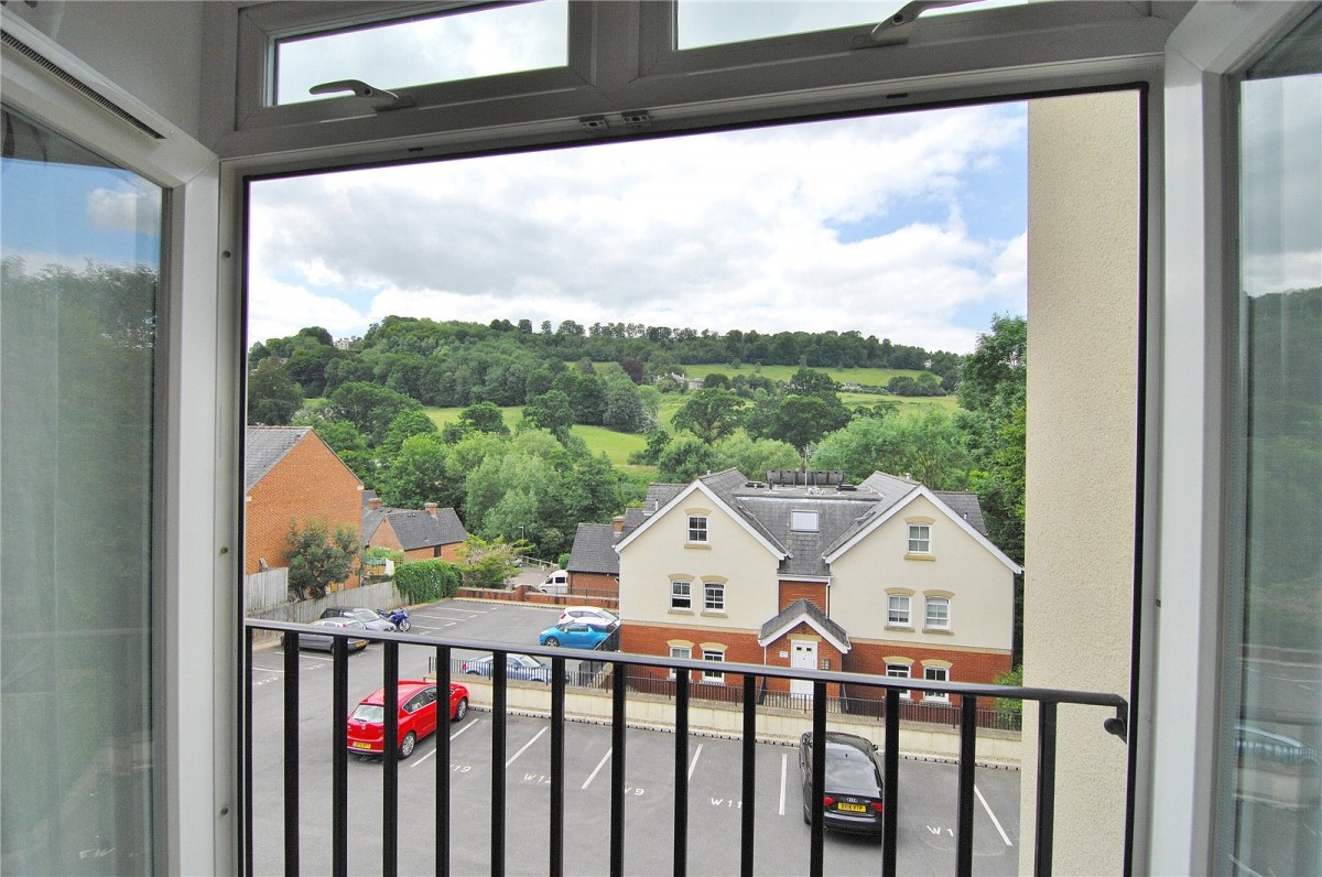 London Road, Stroud, Gloucestershire