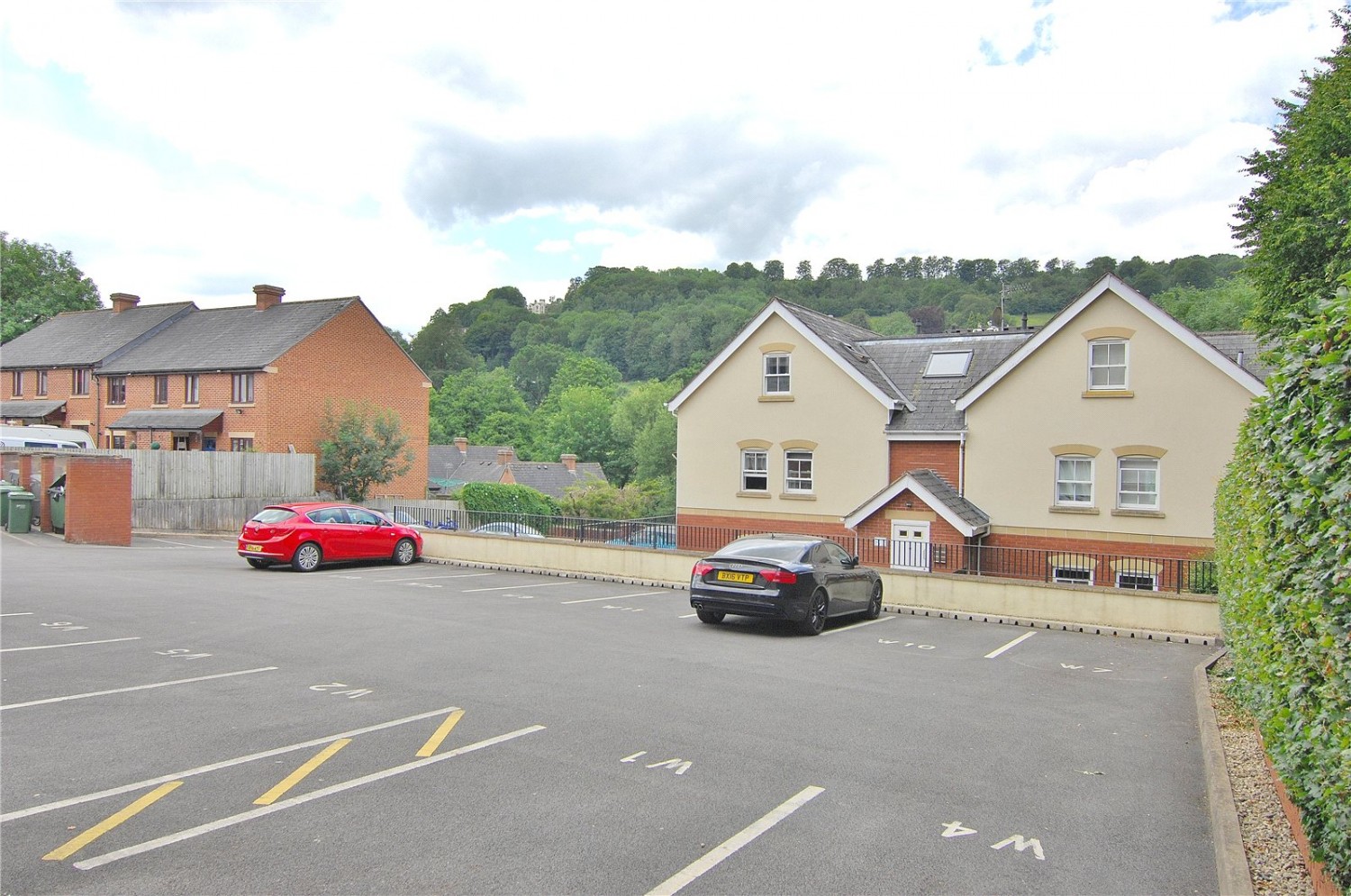 London Road, Stroud, Gloucestershire
