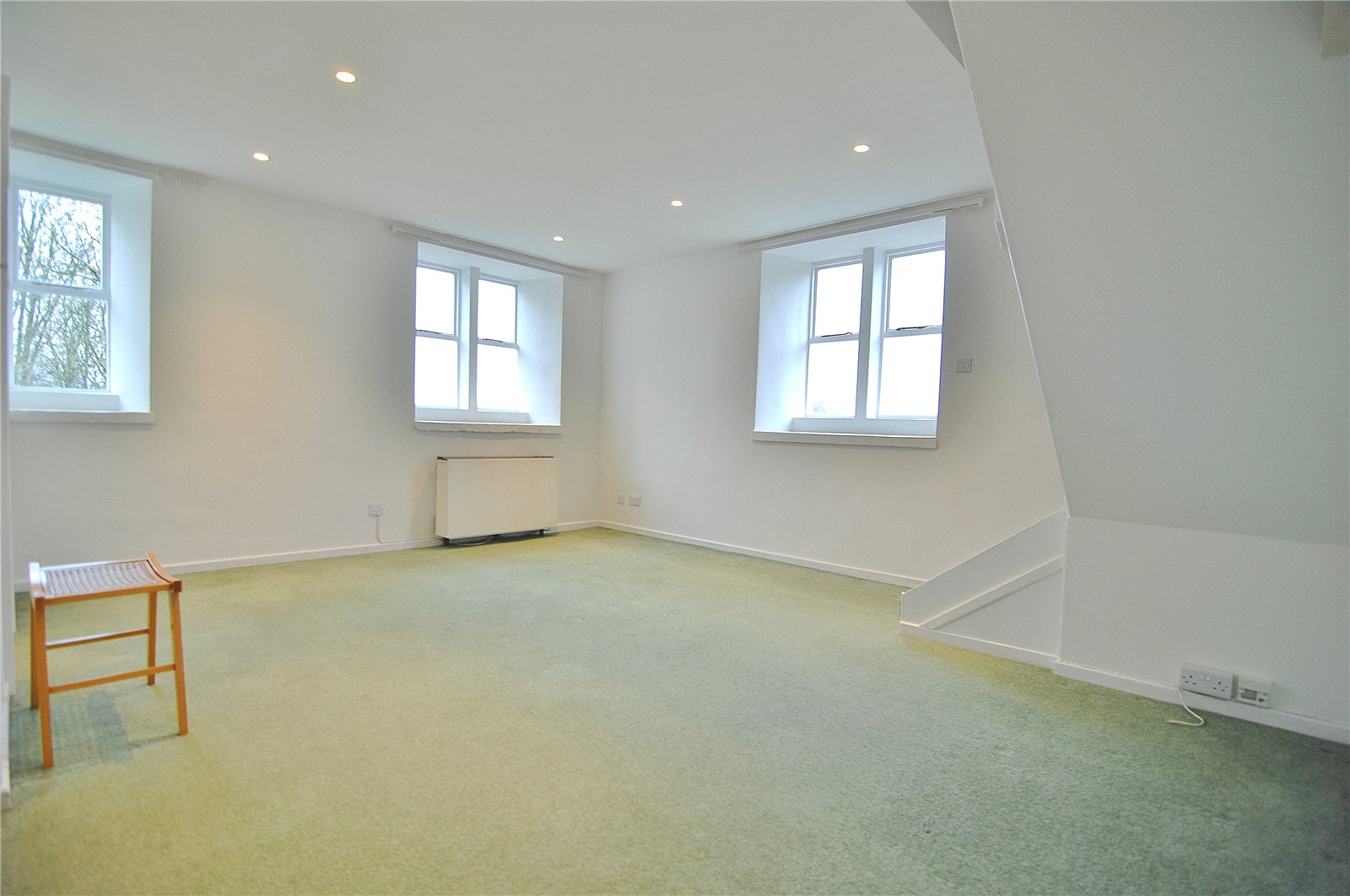 2 bedroom Flat for sale in Bisley Road, Stroud, Gloucestershire