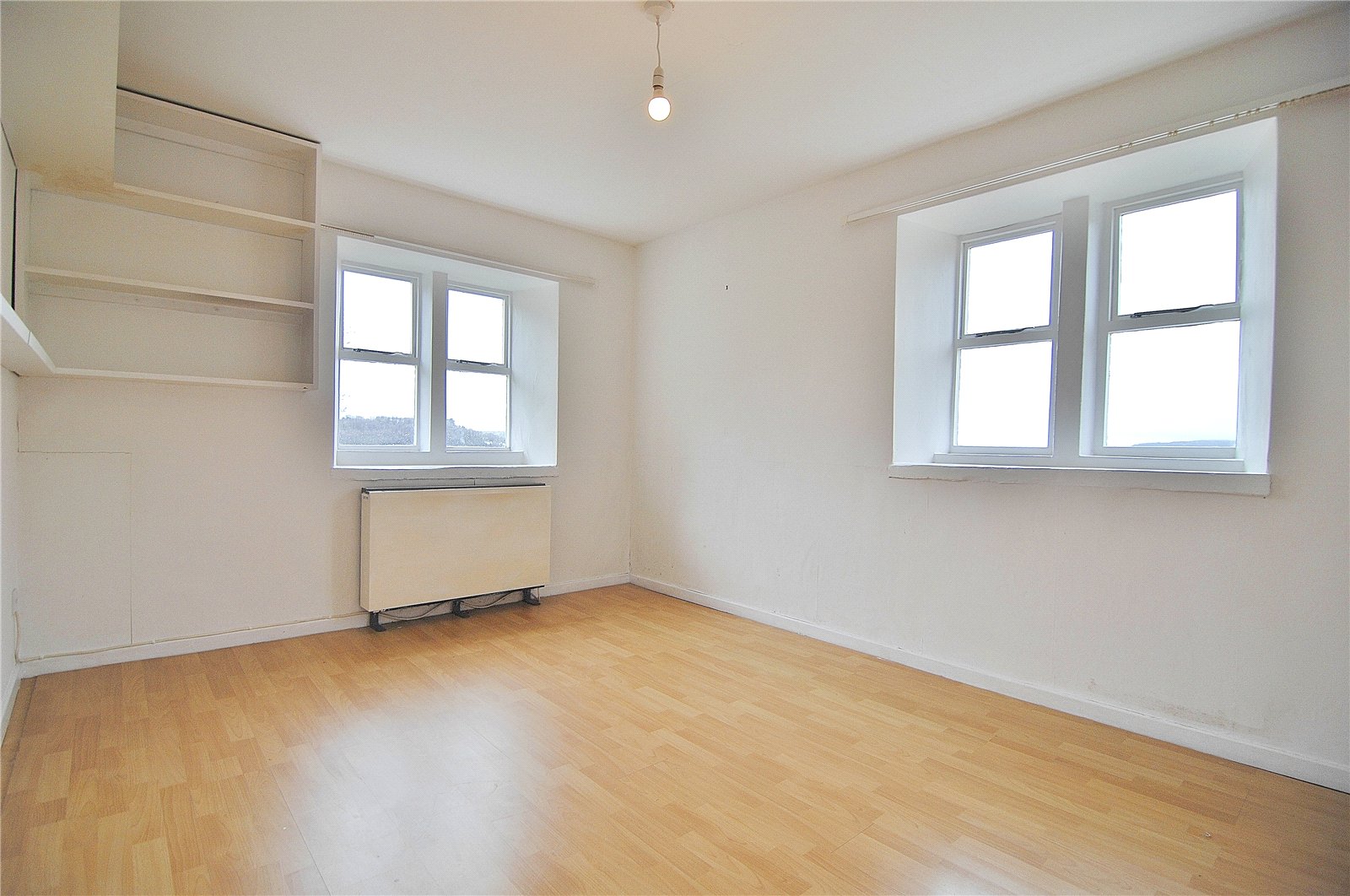 2 bedroom Flat for sale in Bisley Road, Stroud, Gloucestershire