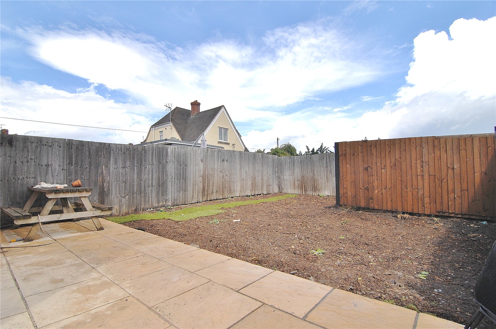 2 bedroom House for sale in Oldends, Stonehouse, Gloucestershire