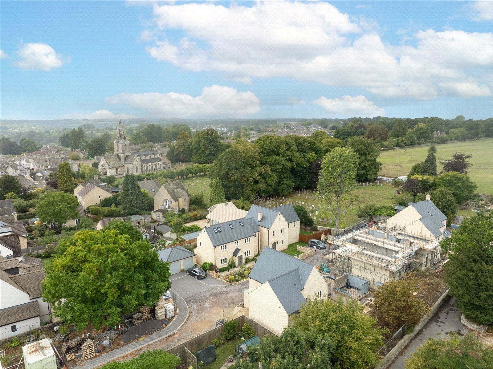 3 bedroom House for sale in Minchinhampton, Stroud