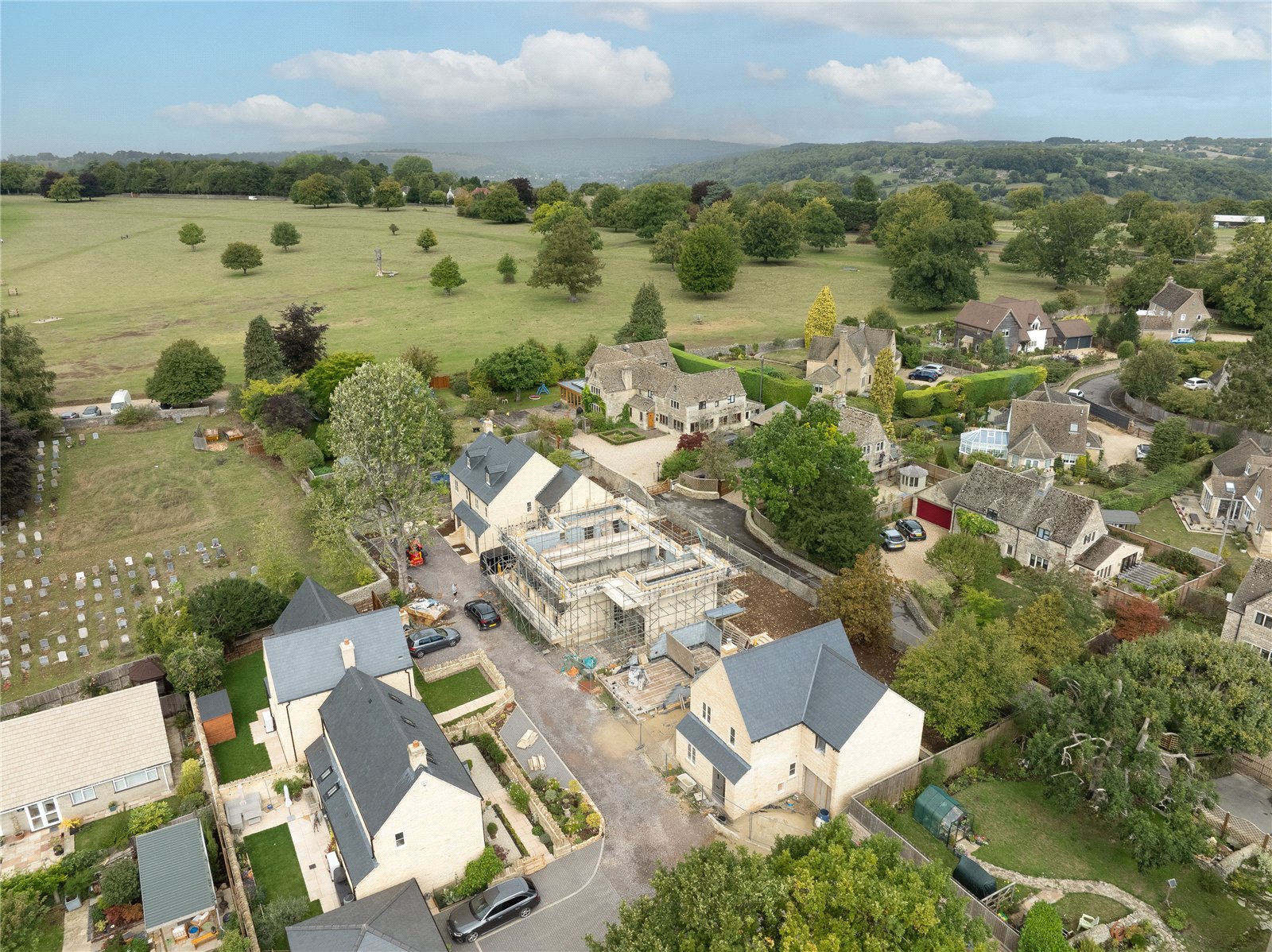 3 bedroom House for sale in Minchinhampton, Stroud