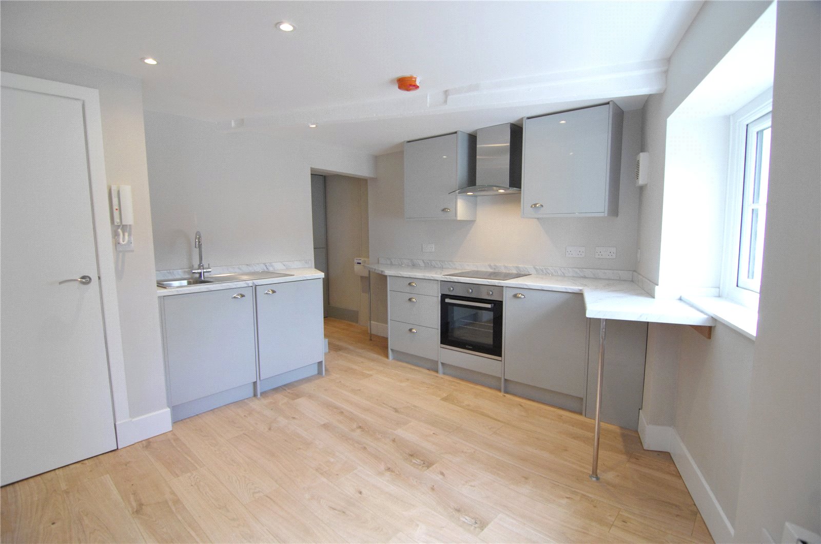 1 bedroom Flat to let in Stroud, Gloucestershire