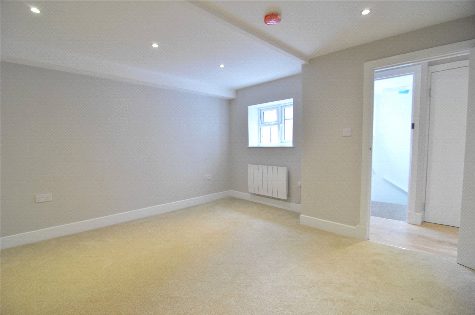 1 bedroom Flat to let in Stroud, Gloucestershire