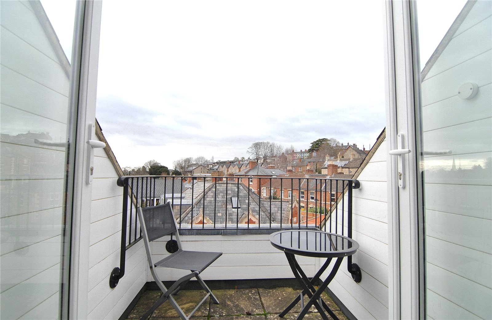 1 bedroom Flat to let in Stroud, Gloucestershire