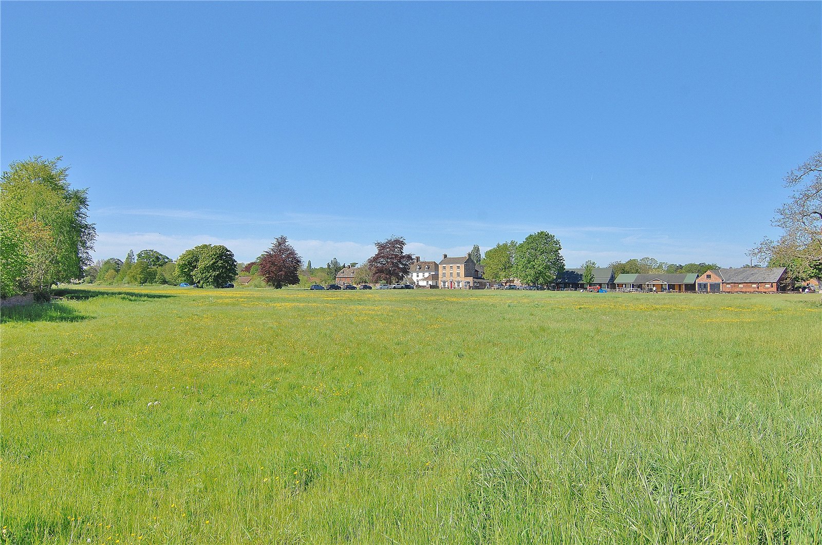 2 bedroom Bungalow for sale in Frampton on Severn, Gloucester, Gloucestershire