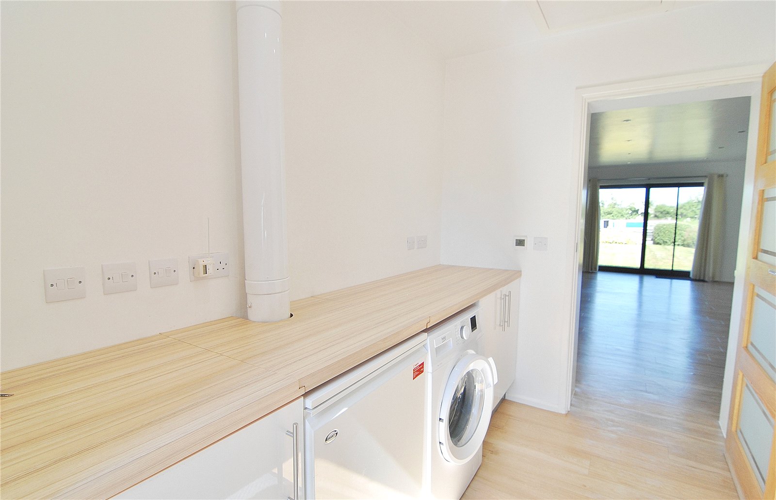 2 bedroom Bungalow for sale in Frampton on Severn, Gloucester, Gloucestershire
