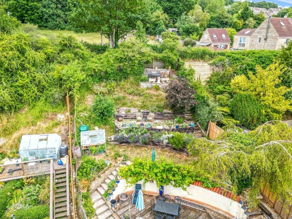 4 bedroom House for sale in Avening, Tetbury, Gloucestershire