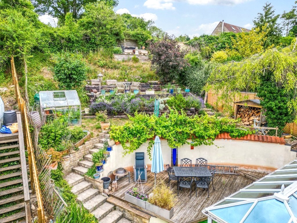 4 bedroom House for sale in Avening, Tetbury, Gloucestershire