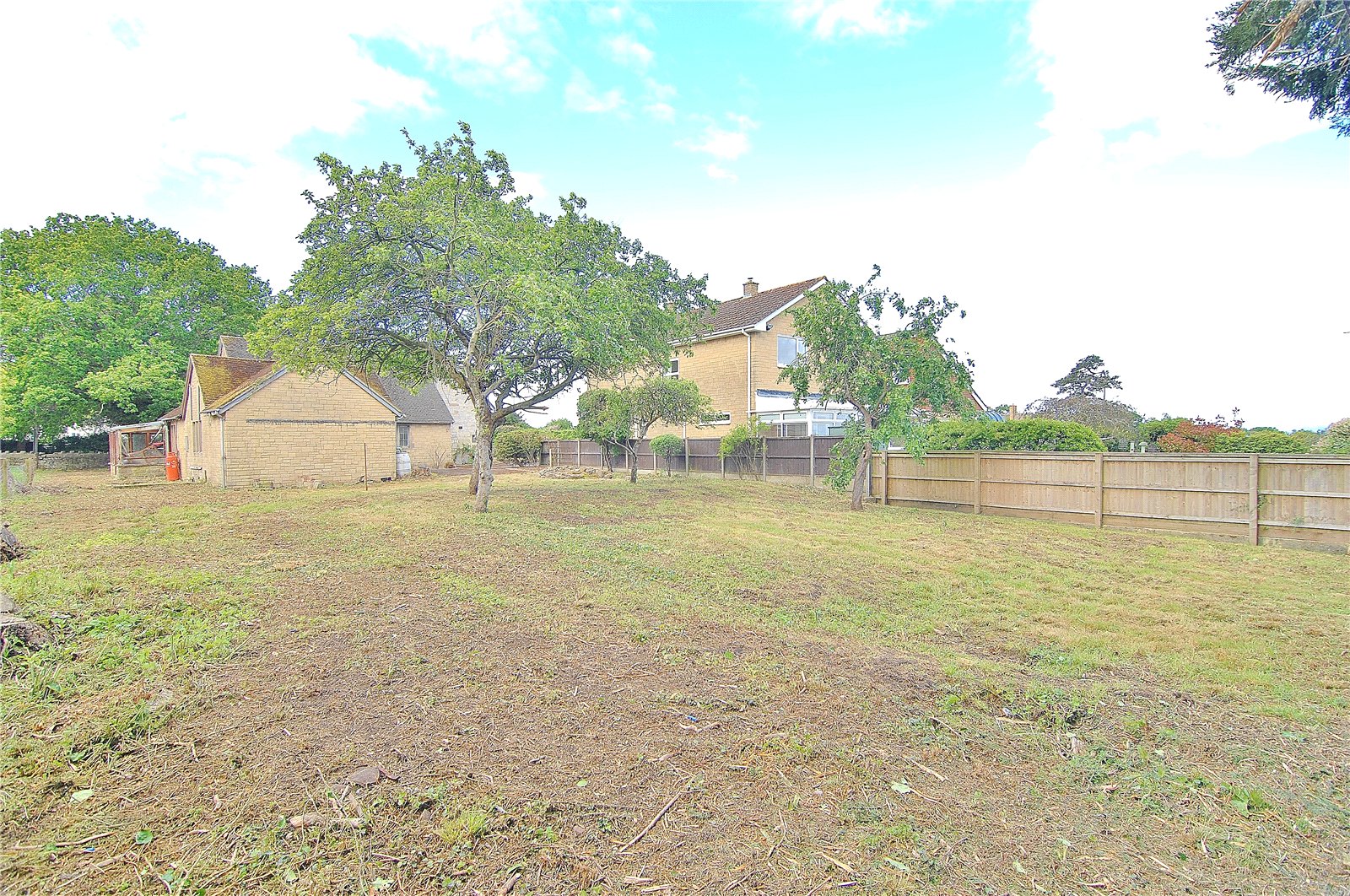 4 bedroom House for sale in Brookthorpe, Gloucester, Gloucestershire
