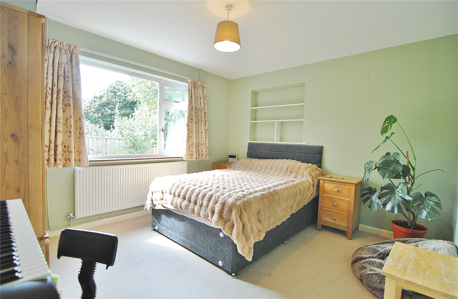 3 bedroom Bungalow for sale in Chalford Hill, Stroud, Gloucestershire