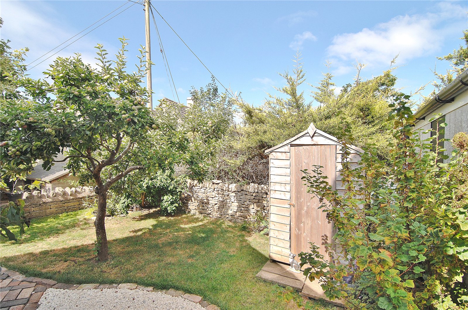 3 bedroom Bungalow for sale in Chalford Hill, Stroud, Gloucestershire